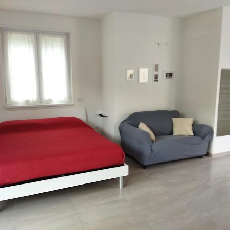 Riva'S Slim House 2 Apartment Ngoại thất bức ảnh